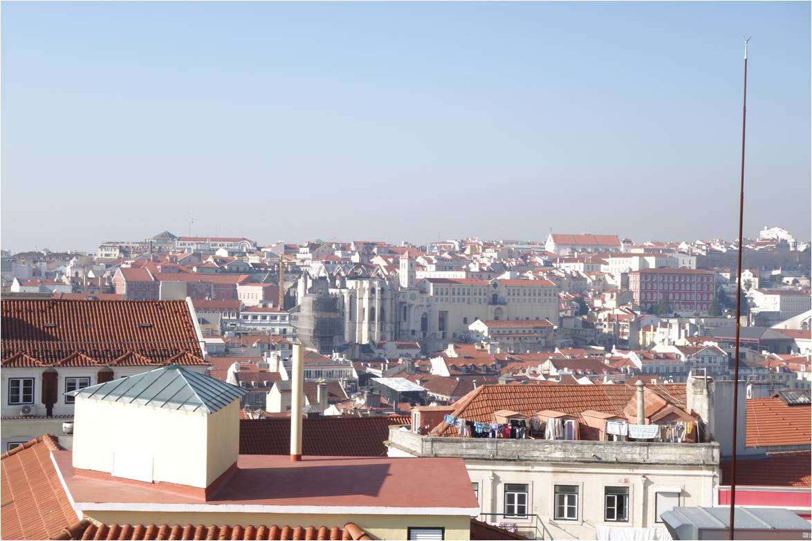 Aussicht vom Elevador Castelo auf Lissabon