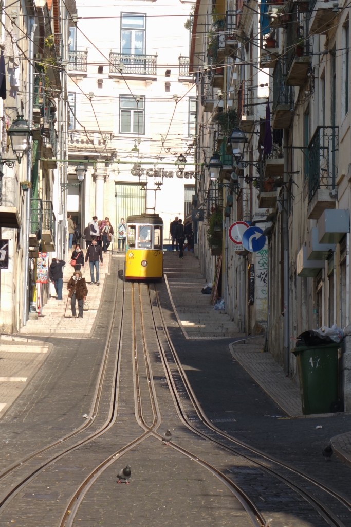 Der Ascensor da Bica in Lissabon