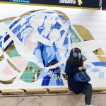 Saldanha - Zusammentreffen - Kunst an der Metrohaltestelle in Lissabon