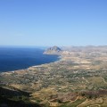 Blick vom Castello di Venere auf Erice und das Meer vor Sizilien