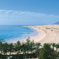 Panorama Sandstrand und Meer auf Fuerteventura