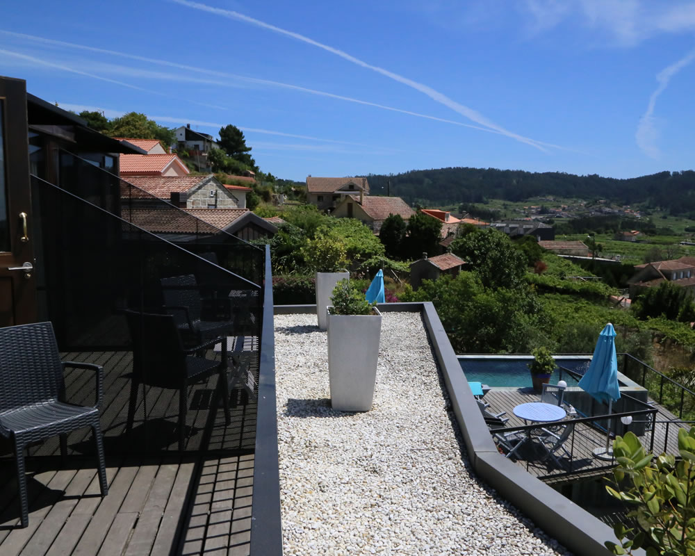 Balkon der Quinta Sam Amaro mit Blick ins Grüne