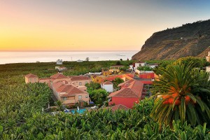 Ausblick Dächer und Palmen Hacienda de Abajo La Palma