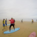 Surfkurs Trockenübungen am Strand Portugal