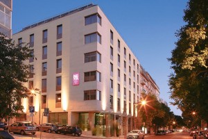 Außenansicht Hotel Neya Lisboa bei OLIMAR Reisen