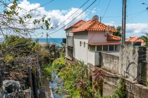 Häuser Bach Madeira