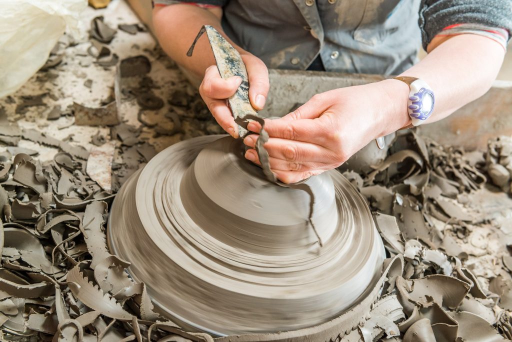Eine Keramikvase wird geformt Azoren Sao Miguel