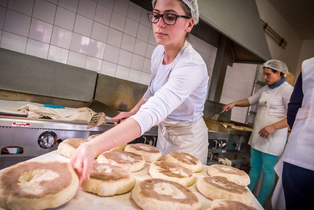 Bolo Levedo Bäckerei Bäckerin Azoren