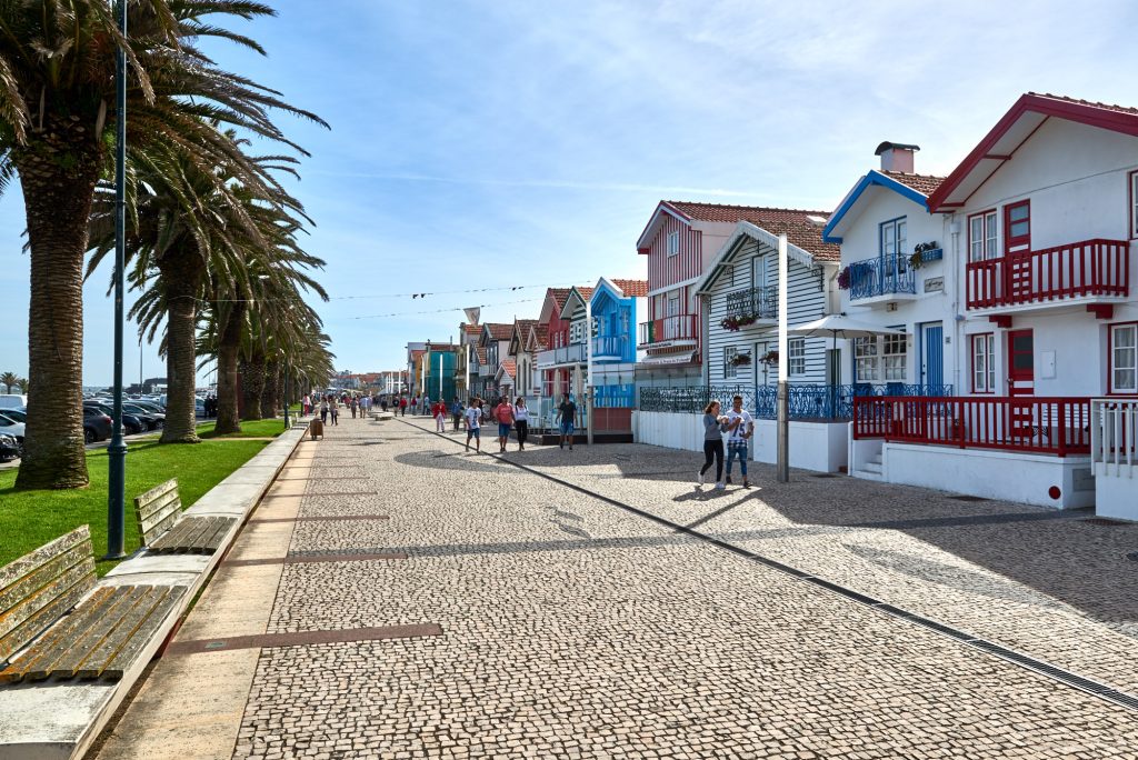 Bunt bemalte Häuser in Aveiro