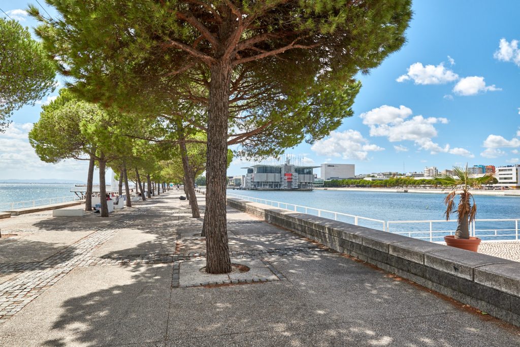 Promenade Expo Gelände Tejo Ufer