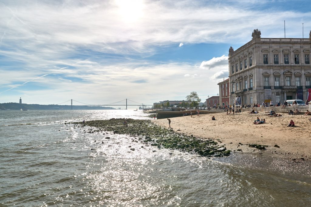 Tejo Ufer in Lissabon