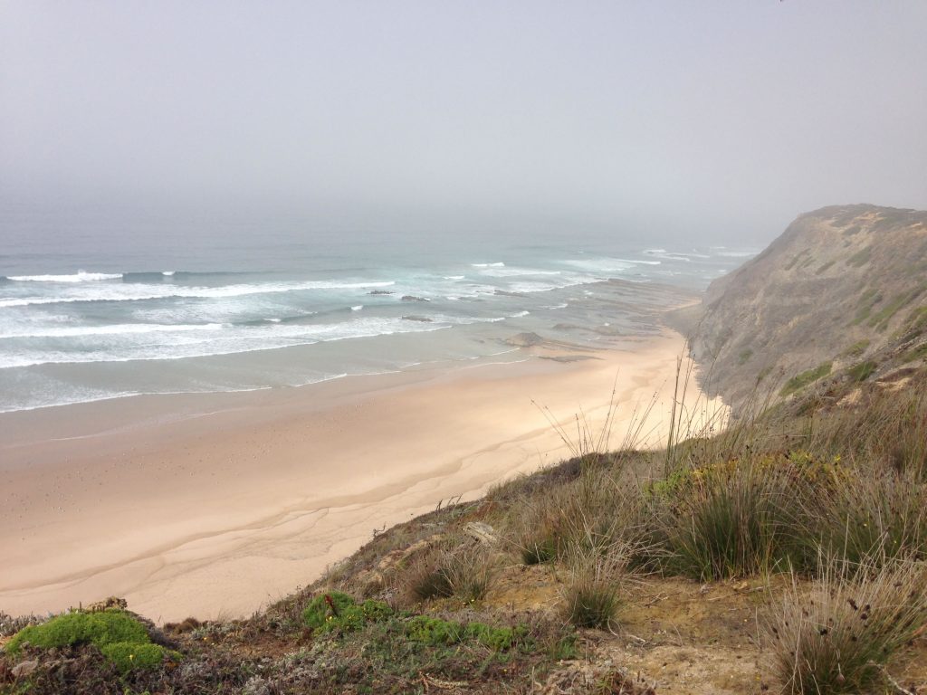 Strand im Dunst Rota Vicentina