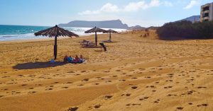 Strand mit Sonnenschirmen Porto Santo