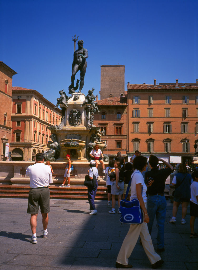 Platz in Bologna