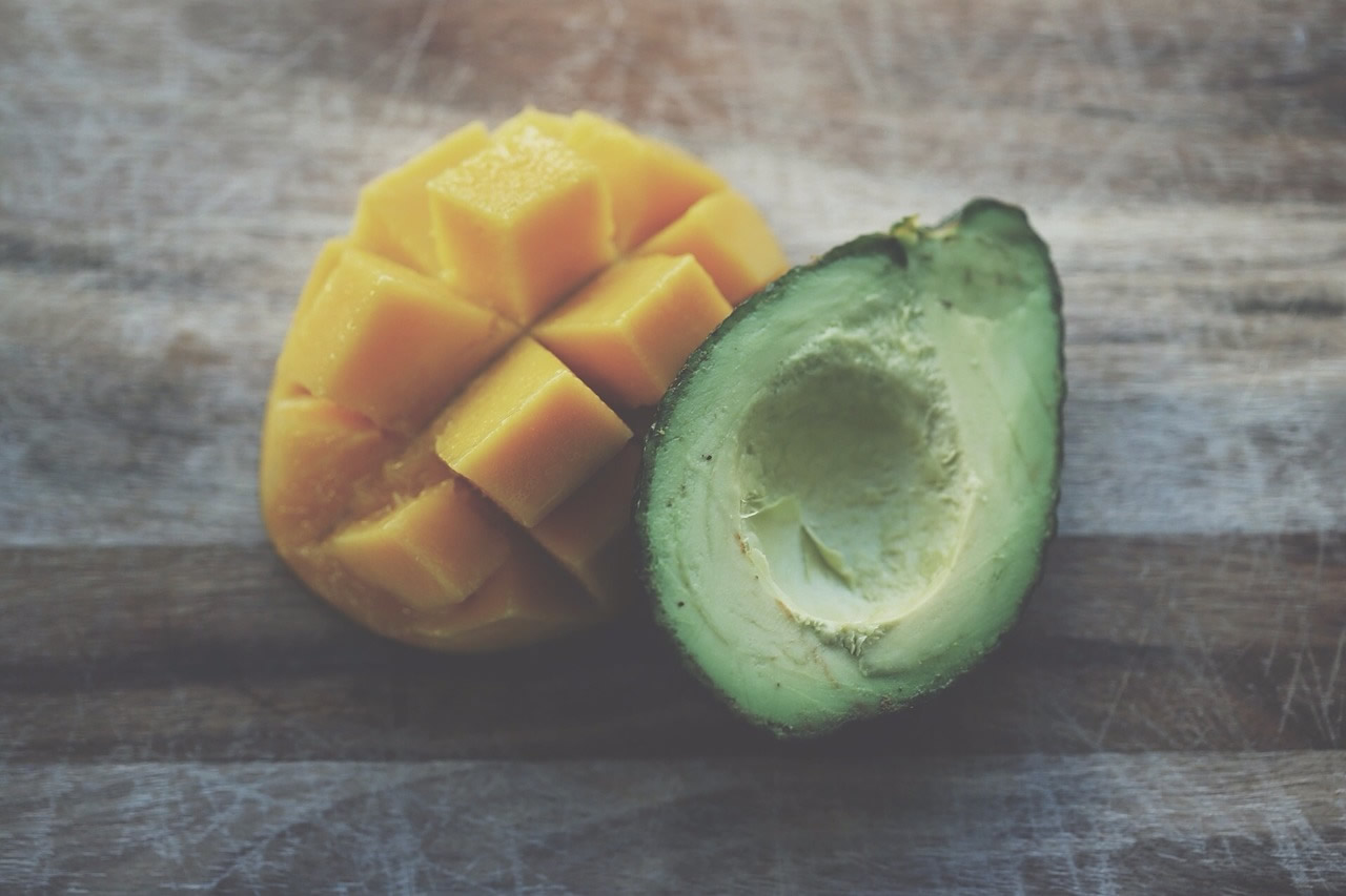 Avocado und Mango