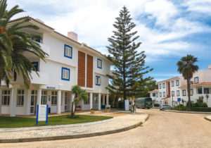 Blick auf Rezeptionsgebäude Appartements Vilabranca Algarve