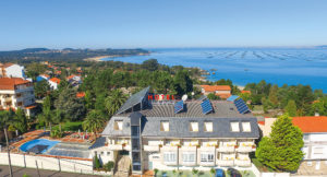 Außenansicht mit Blick aufs Meer Hotel Bosque Mar