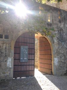 Eingang Ordensburg Tomar Centro