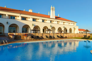 Pousada de Sagres Pool Abendsonne