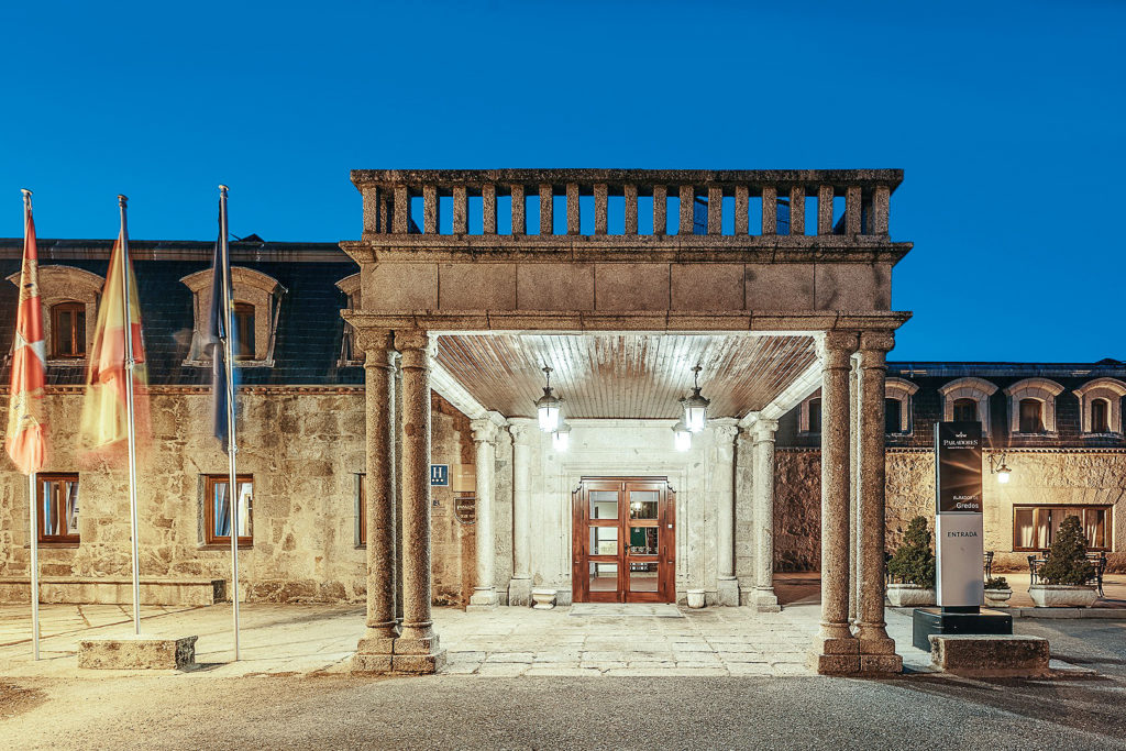 Eingang Parador de Gredos