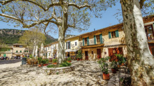 Platz in Valldemossa