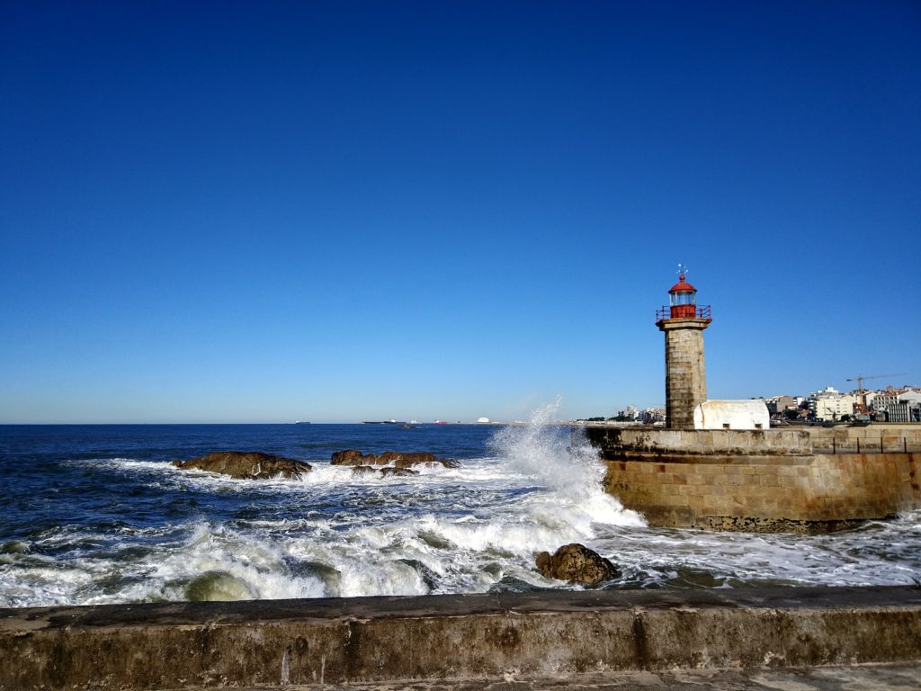 Mit dem Fahrrad zum Leuchtturm Farolim de Felguerias