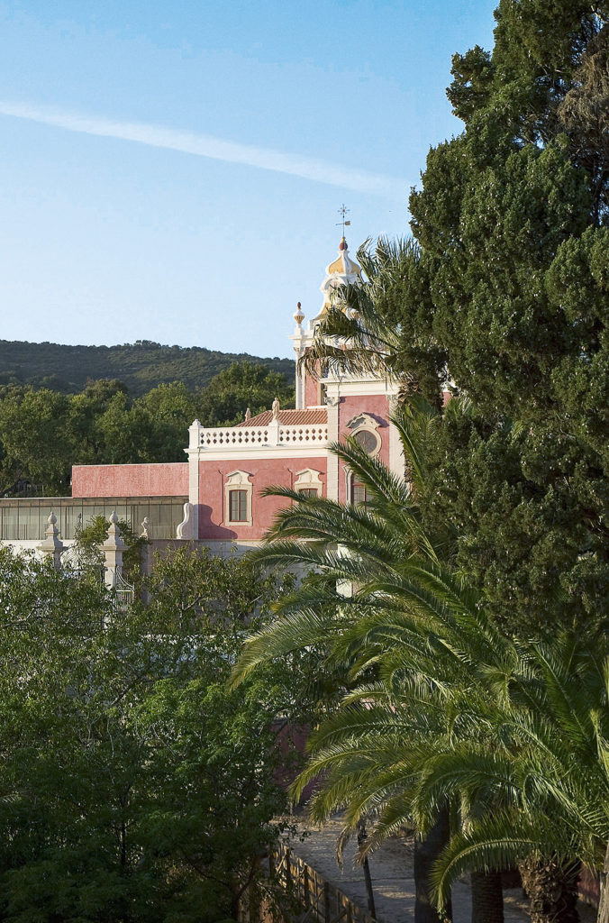 Palácio de Estói im Grünen