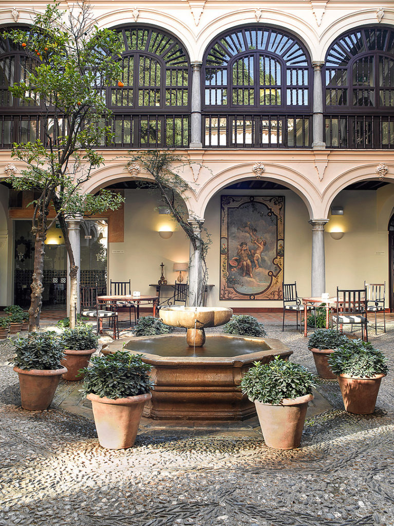 Patio Parador de Granada