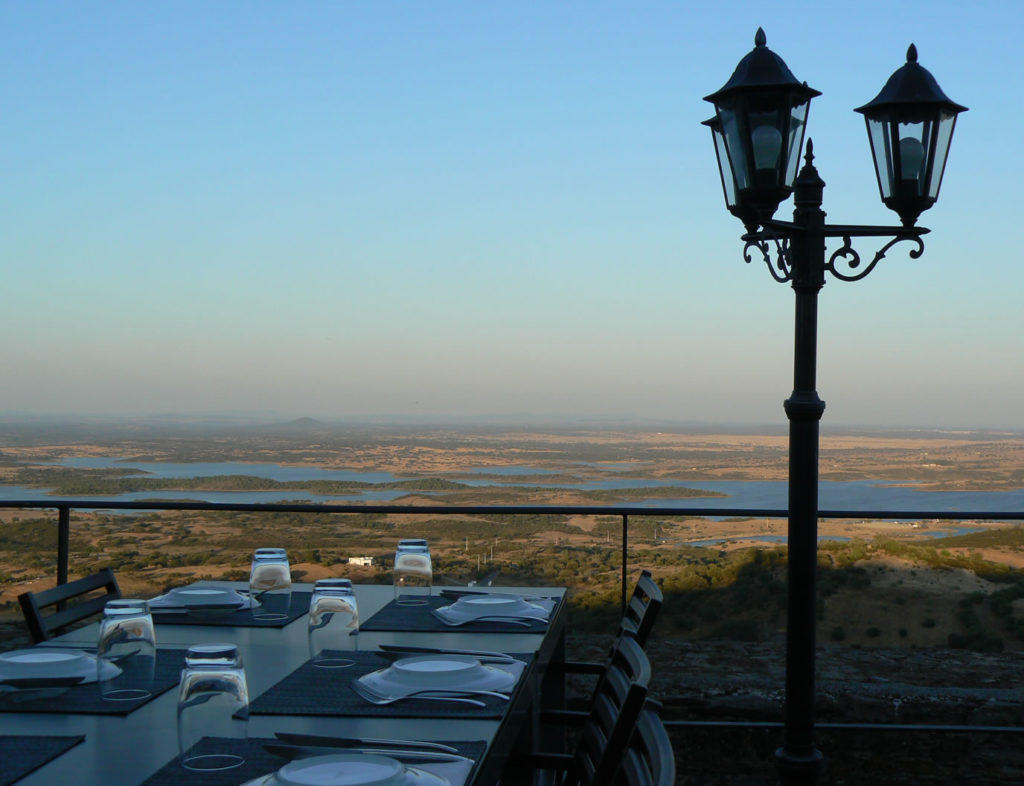 Restaurant Monsaraz mit Ausblick