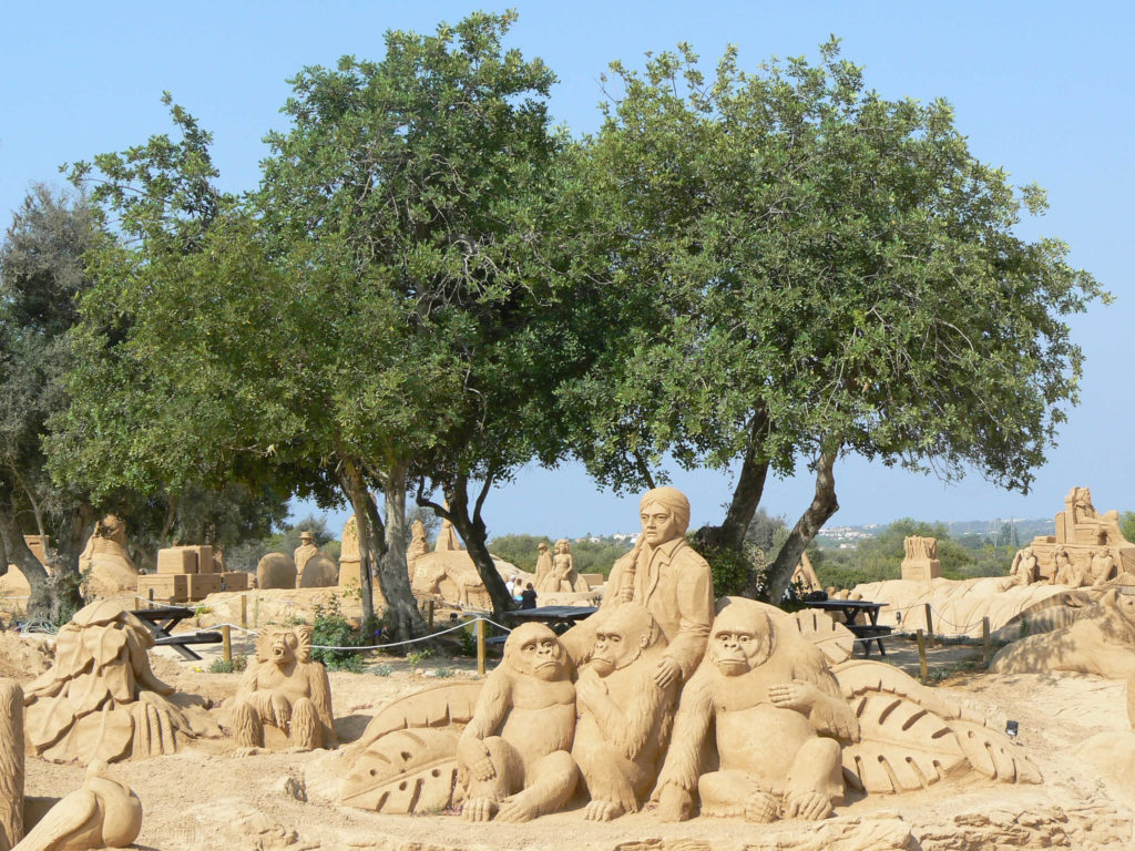 Gorillas Sandcity Algarve