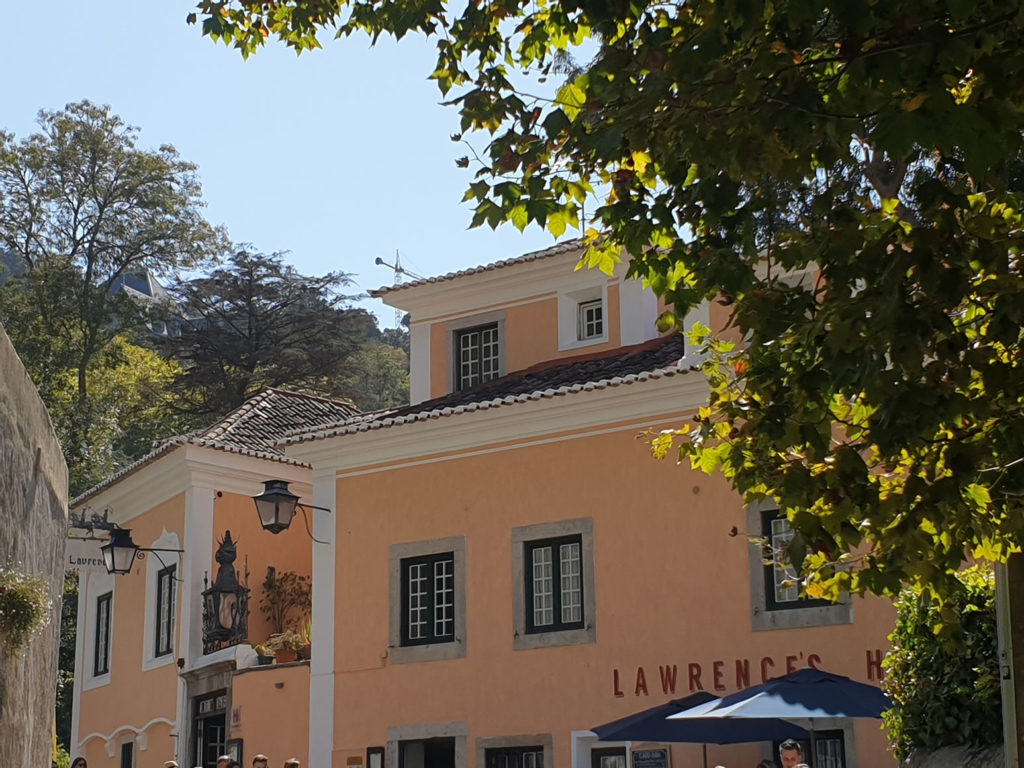 Lawrence Hotel Sintra