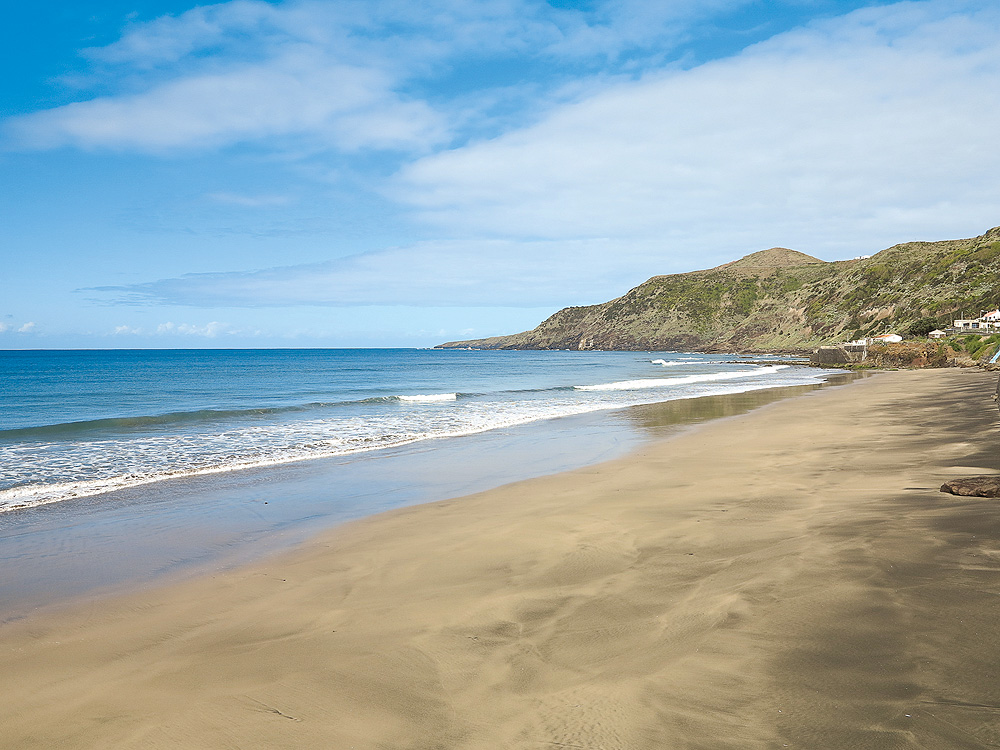 Azoren-Inselvergleich: Strand von Santa Maria