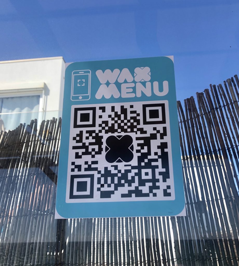 QR-Code für Besuchende um die Speisekarte auf dem Mobiltelefon zu erhalten 