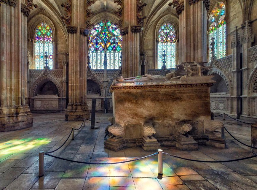 Grab eines Königs in der Kapelle 