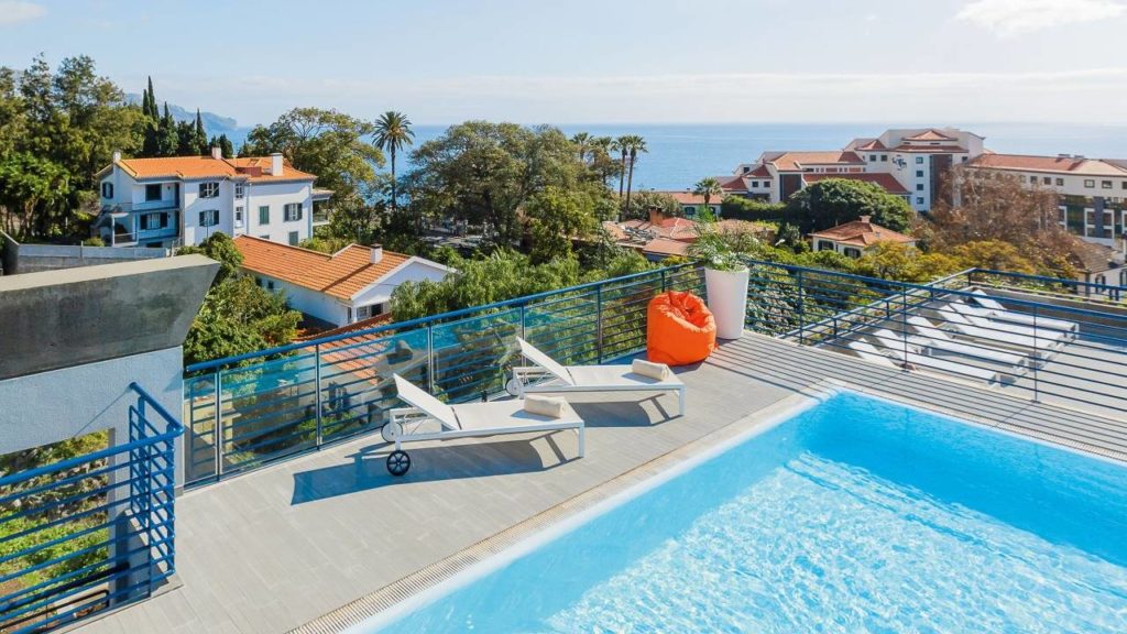 Workation Portugal: Terrace Mar Suite 