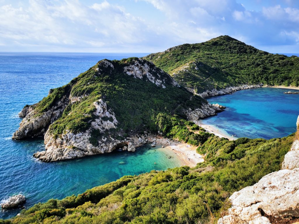 Blick auf den Porto Timoni Strand auf Korfu