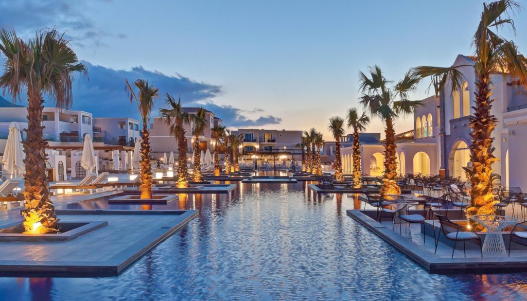Anemos Luxury Grand Resort Poolanlage