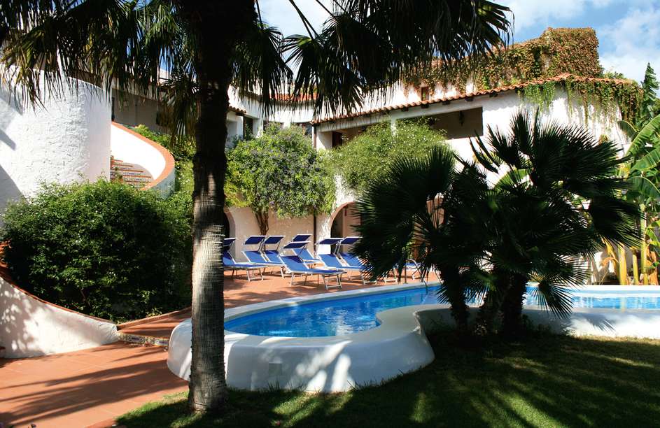 Villa Mediterranea Garten und Pool