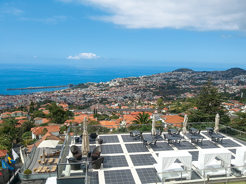 Quinta Mirabela Terrasse mit Aussicht aufs Meer