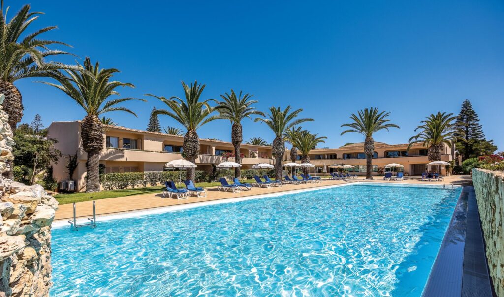 Vila Palmeira Beach Resort Pool