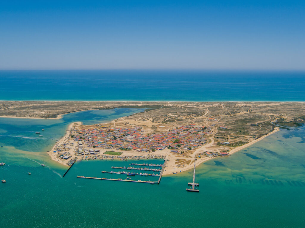 Blick auf die Ilha da Culatra, eine Sehenswürdigkeit der Algarve © Algarve Tourism Bureau