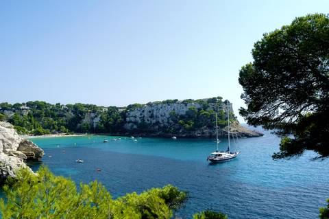 Cala Galdana auf Menorce, Balearen, Spanien