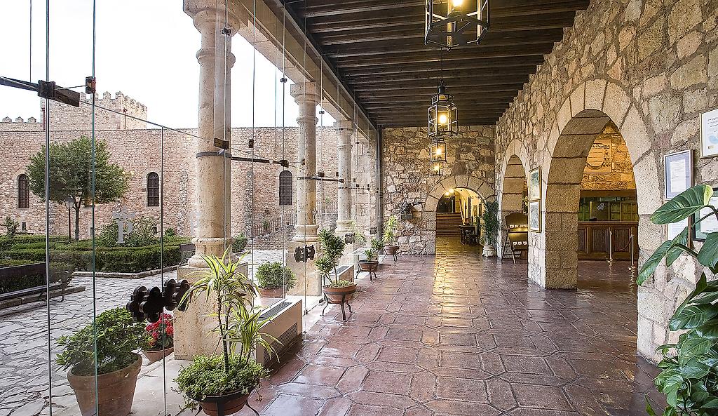 Parador de Sigüenza, Resort/Hotelanlage