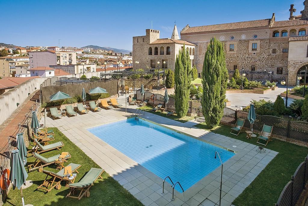 Parador de Plasencia, Resort/Hotelanlage