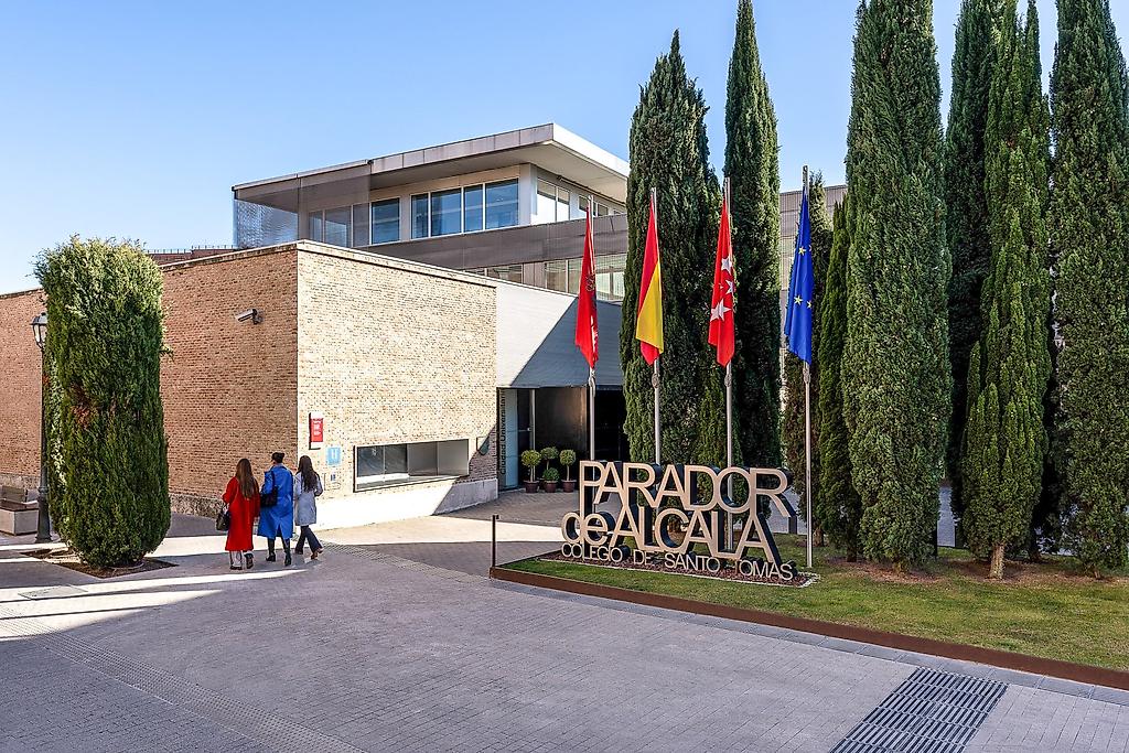 Parador de Alcala de Henares, Resort/Hotelanlage
