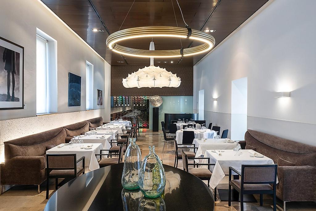 Parador de Alcala de Henares, Restaurant/Gastronomie