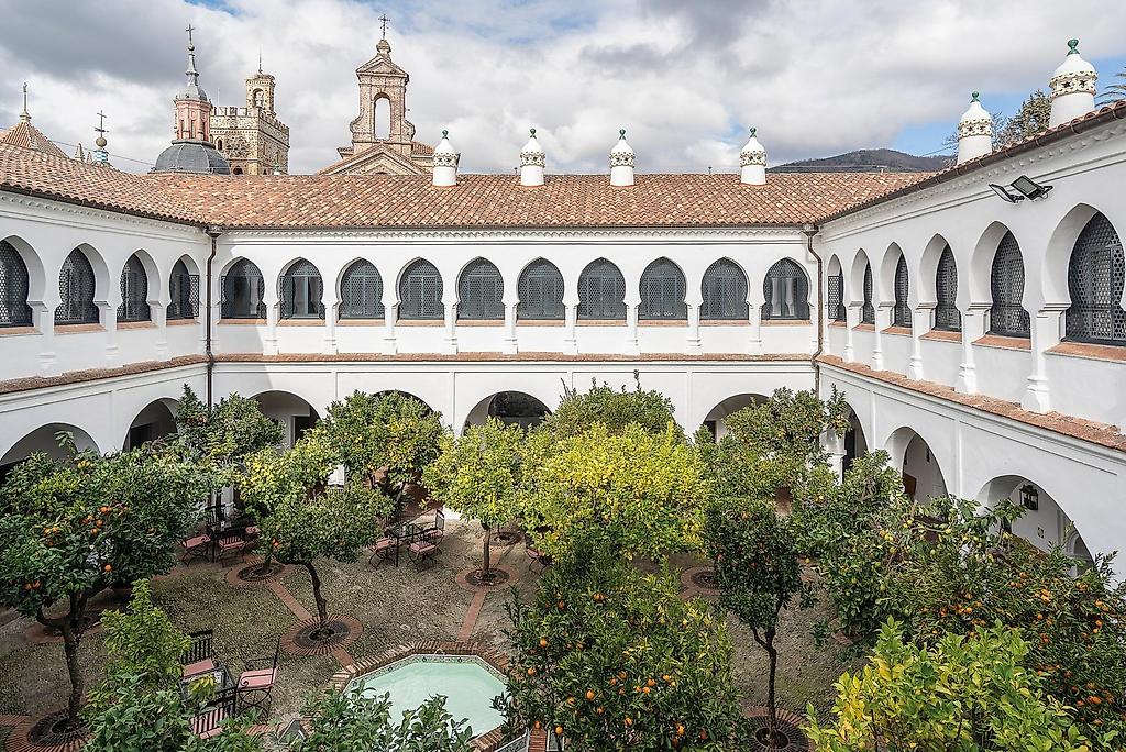 Parador de Guadalupe, Resort/Hotelanlage