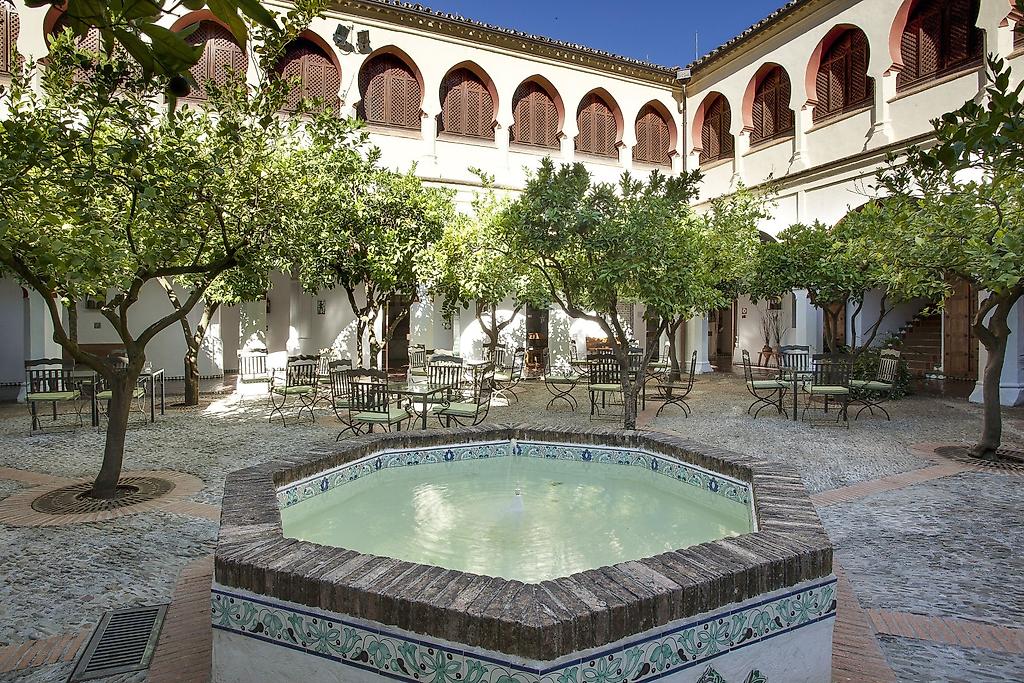 Parador de Guadalupe, öffentliche Bereiche
