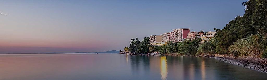 Oasis Hotel, Oasis Hotel,