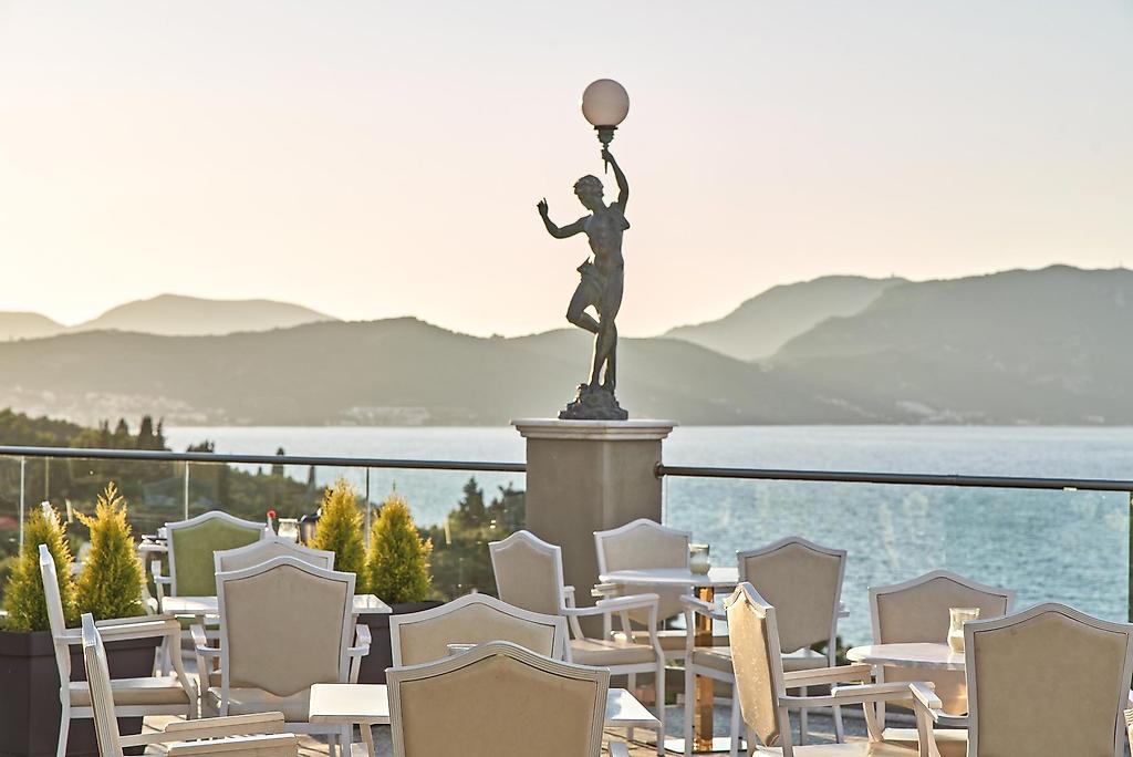Mythos Palace Resort, Restaurant/Gastronomie